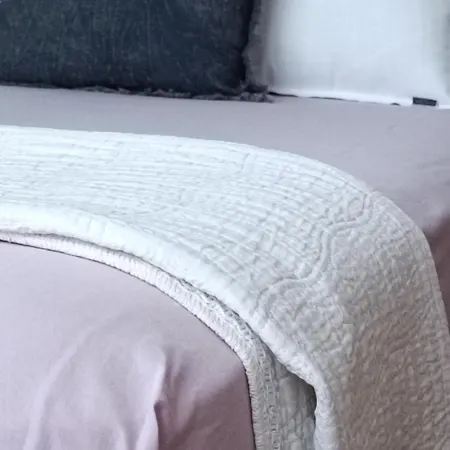 En Centrico & Parking * أفيليس