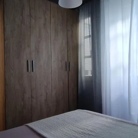 En Centrico & Parking شقة أفيليس